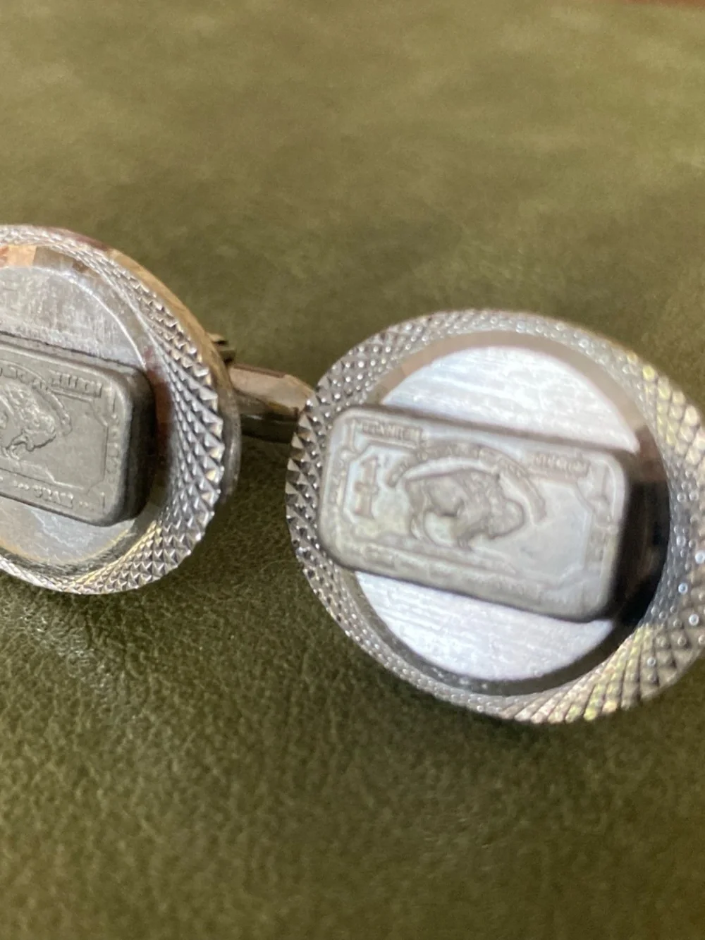 1 Gram Titanium Buffalo Bullion Bar Cufflinks Vintage Silver Tone USA